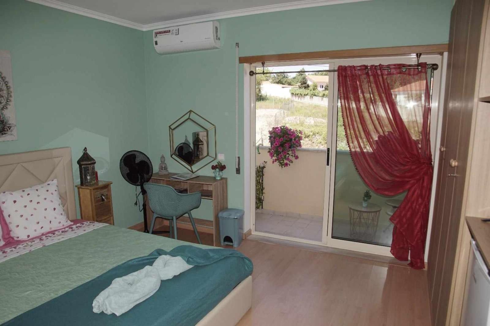 Casa com 3 confortáveis quartos ao lado do Mosteiro Batalha Exterior foto